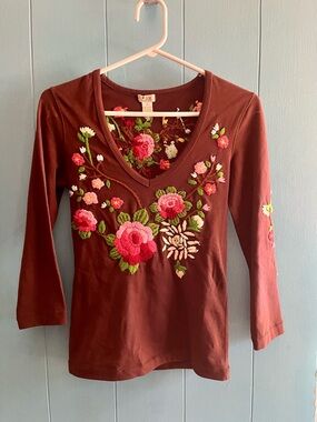 EGlam Women’s Brown V-Neck Long Sleeve Embroidered Floral Top